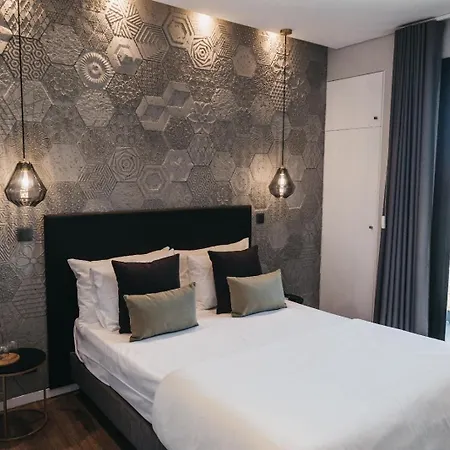 &tales - לינה וארוחת בוקר אובידוס