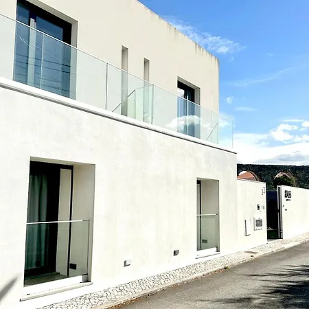 לינה וארוחת בוקר &tales - 3*