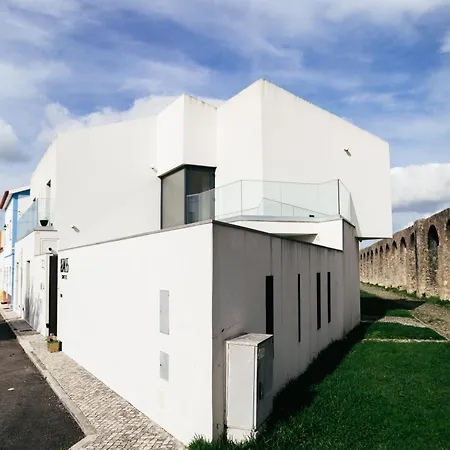 &tales - לינה וארוחת בוקר