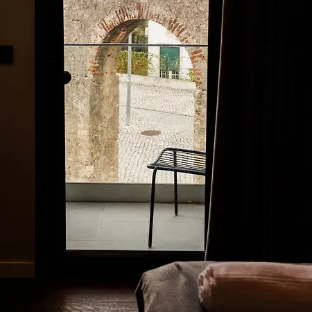 &tales - Bed & Breakfast Obidos